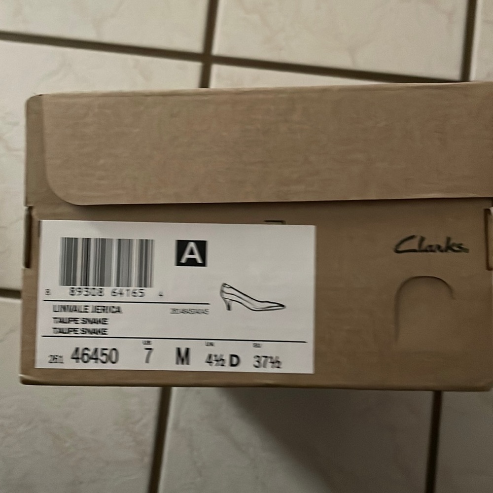 Collection by Clark’s - Picture 2 of 5
